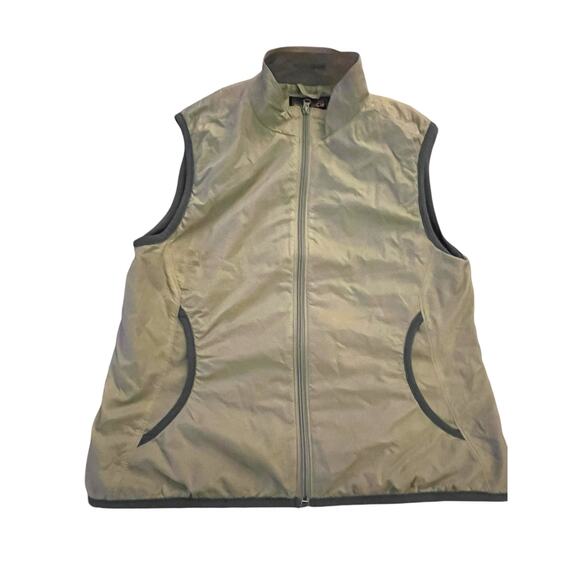 Woolrich Women’s Lightweight Zip-Up Vest – Size Me - Picture 1 of 8